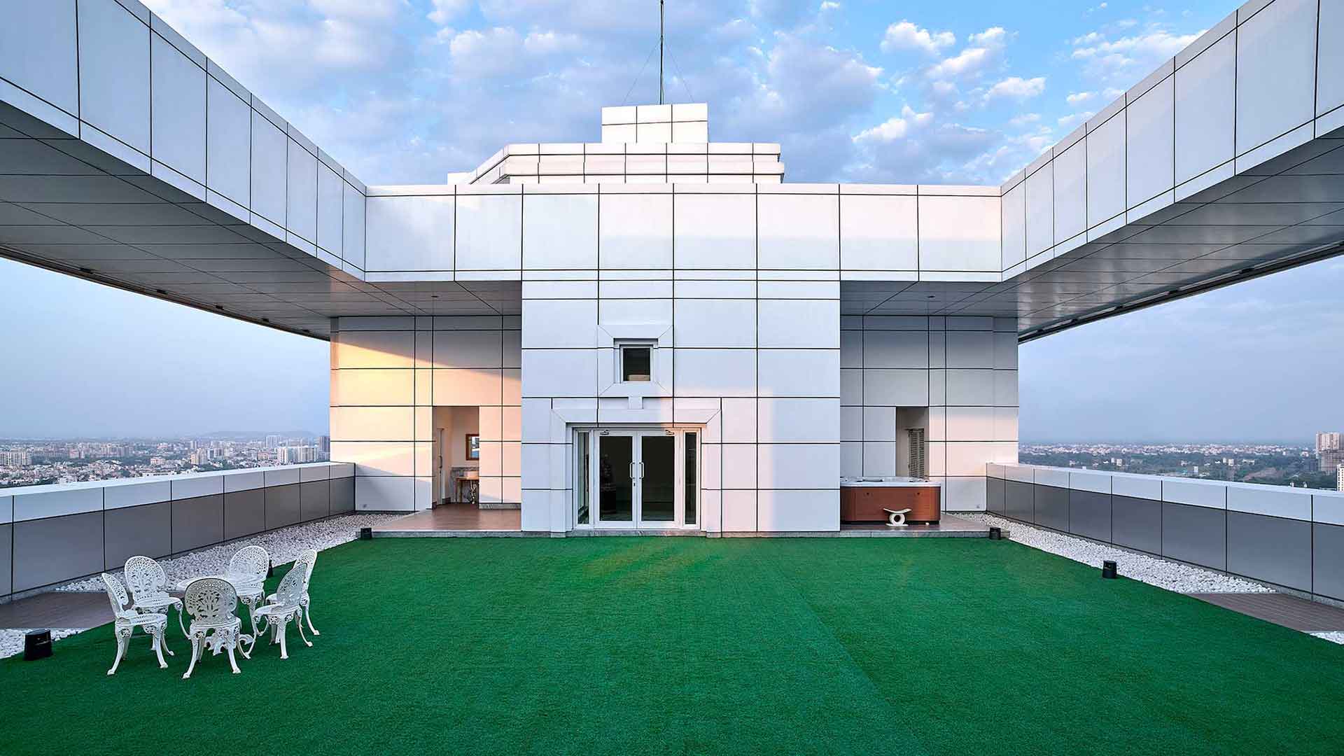 YOO Pune Architecture